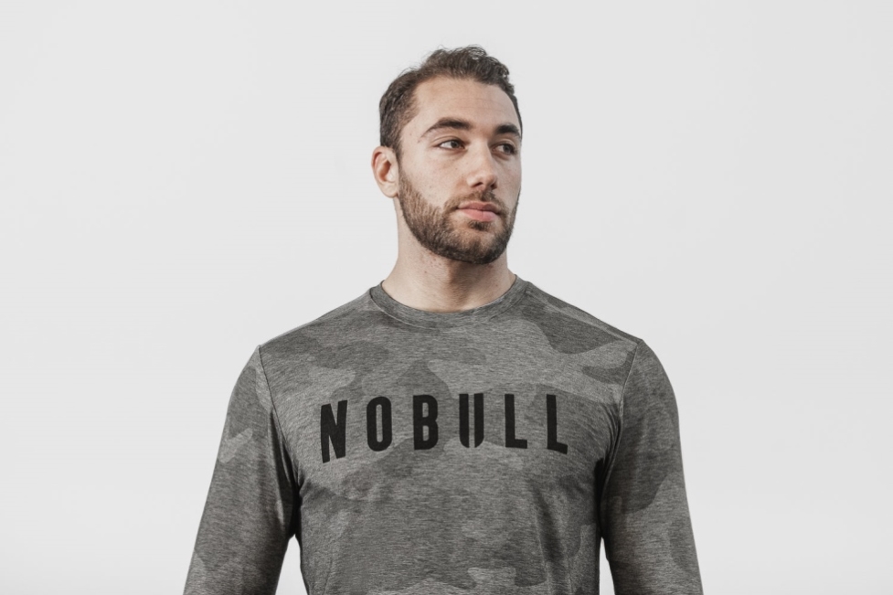 nobulle383a1e383b3e382bae383ade383b3e382b0e382b9e383aae383bce38396te382b7e383a3e38384efbc88e8bfb7e5bda9efbc89e382b0e383ace.jpg NobullメンズロングスリーブTシャツ(迷彩)グレー - 画像 (1)