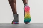 ノーブル メンズ ハイトップ トレーナー ダークグレー ネオン グリッチ - 画像 (7)
