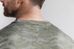 ノーブル メンズ ライトウェイト テクスチャード Tシャツ (カモ) アーミー - 画像 (2)