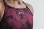 Nobull ハイネック スポーツブラ (絞り染め) ラバ - 画像 (2)