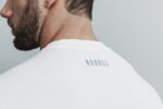 Nobull メンズ クロスフィット ロングスリーブ Tシャツ ホワイト - 画像 (2)