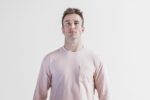 Nobull メンズ ヘビーウェイト ロングスリーブ ポケット Tシャツ ダスティ - 画像 (2)