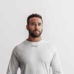 Nobull メンズ ライトウェイト テクスチャード ロングスリーブ Tシャツ (迷彩) フロスト