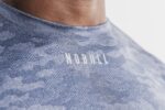 Nobull メンズ ライトウェイト テクスチャード Tシャツ (迷彩) ネイビー - 画像 (2)