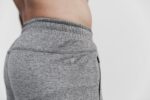 Nobull メンズ ライトウェイト ニット ショートパンツ 9" グレー - 画像 (2)