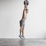 Nobull メンズ ライトウェイト ニット ショートパンツ 7" グレー