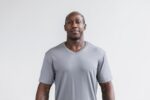 Nobull メンズ ライトウェイト Vネック Tシャツ ダーク
