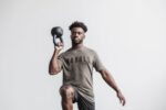 Nobull メンズ Tシャツ (クラシックカラー) ダークフォールドロック
