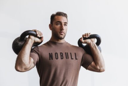 Nobull メンズ Tシャツ（定番カラー） ブラウン