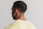Nobull メンズ Tシャツ（絞り染め） バニラ＆ヴィンテージイエロー - 画像 (3)