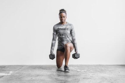 Nobull レディース クロスフィット ロングスリーブ Tシャツ (迷彩) グレー
