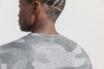 Nobull レディース クロスフィット Tシャツ (カモ) グレー - 画像 (2)