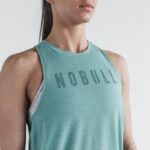 Nobull レディース ハイネックタンクトップ（旬色） オイルブルー