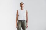 Nobull レディース ヘビーウェイト ノースリーブ クロップ Tシャツ ホワイト