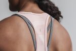 Nobull レディース レーサーバック タンク (迷彩) ダスティ - 画像 (2)