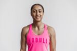 Nobull レディース レーサーバックタンク (ネオン) ピンク - 画像 (3)
