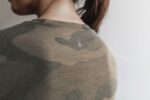 Nobull レディース ロングスリーブ Tシャツ (カモ) アーミー - 画像 (3)