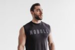 NobullメンズノースリーブTシャツ（クラシックカラー）ブラック - 画像 (2)