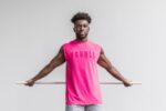 NobullメンズノースリーブTシャツ（ネオン）ピンク
