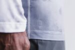 NobullメンズロングスリーブTシャツ（ディップダイ）ホワイト＆クラウド - 画像 (2)