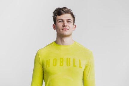 NobullメンズロングスリーブTシャツ（ネオンカモ）イエロー