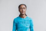 NobullレディースロングスリーブTシャツ（ネオンカモ）ブルー